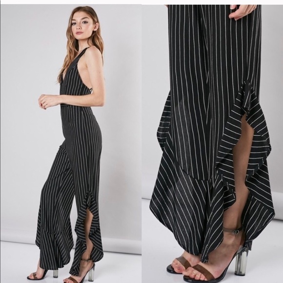 NWT 💥Clearance Black White Pin striped jumpsuit. - Picture 3 of 8